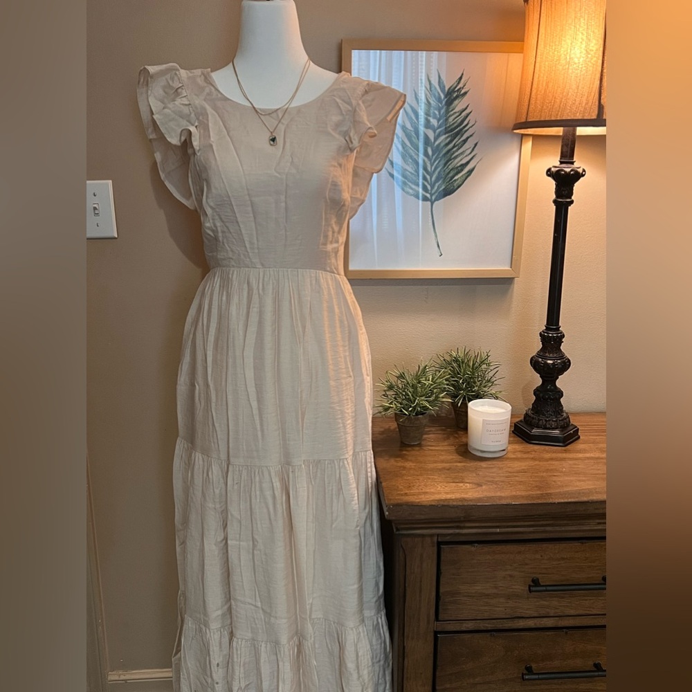 Express Cream Maxi Dress